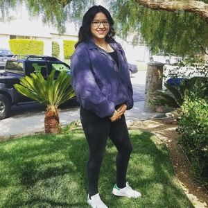 Meet your Posher, Karla